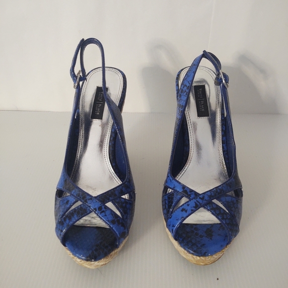White House Black Market Blue Wedge Sandals size 8 - Picture 4 of 9